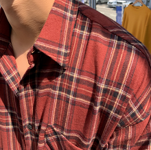 Load image into Gallery viewer, RT No. 1133 PLAID SHIRT
