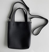 Load image into Gallery viewer, SMALL SQUARE SHOULDER BAG
