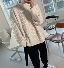 Load image into Gallery viewer, RT No. 3299 TWISTED KNITTED SWEATER
