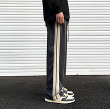 Load image into Gallery viewer, RT No. 5211 STRIPED STRAIGHT SWEATPANTS
