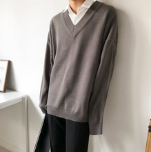 Load image into Gallery viewer, RT No. 2512 V-NECK COLLAR SWEATER
