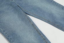 Load image into Gallery viewer, RT No. 3134 CROPPED BLUE SLIM JEANS
