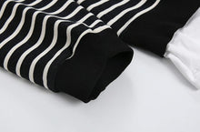 Load image into Gallery viewer, RT No. 5042 STRIPED TWO PIECE SWEATER
