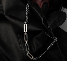 Load image into Gallery viewer, CHAIN NECKLACE 05
