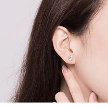 Load image into Gallery viewer, The Victoria Round Earrings
