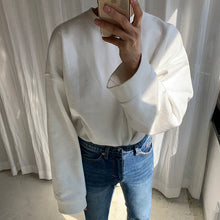 Load image into Gallery viewer, RT No. 1140 LOOSE SLEEVE SWEATER
