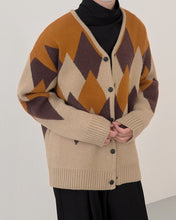 Load image into Gallery viewer, RT No. 5308 KNITTED DIAMOND PATTERN V-NECK CARDIGAN
