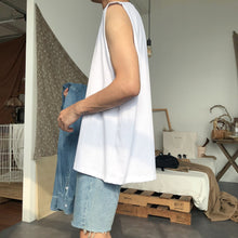 Load image into Gallery viewer, RT No. 1019 SLEEVELESS SHIRT
