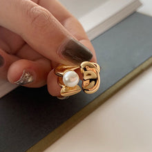 Load image into Gallery viewer, Adele Chic Pearl Gold Ring
