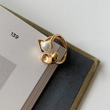 Load image into Gallery viewer, Adele Chic Pearl Gold Ring
