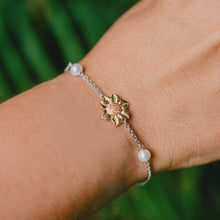 Load image into Gallery viewer, Blooming Sunflower Bracelet
